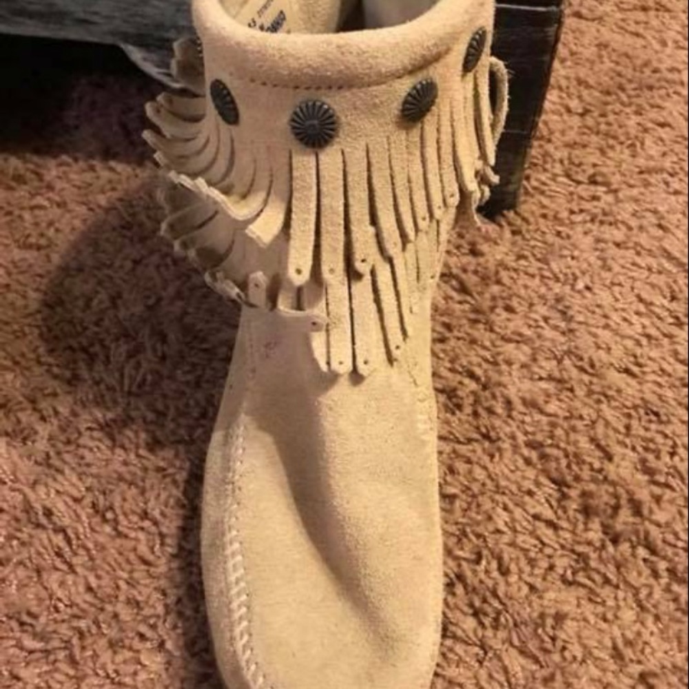 Minnetonka Booties